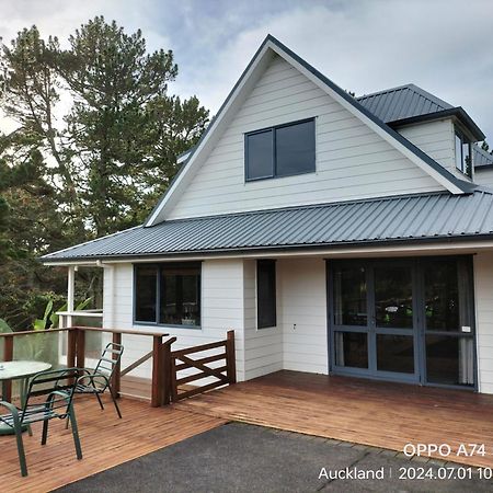 别墅中的一间客房 Auckland Exterior photo