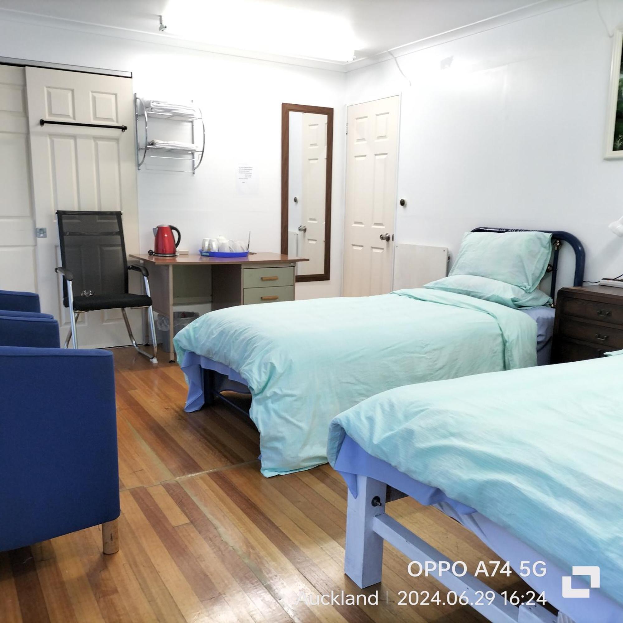 别墅中的一间客房 Auckland Exterior photo